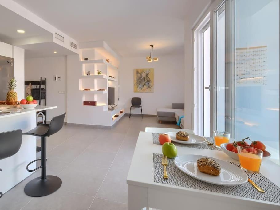 Bonito Apartamento 2 Minutos De La Playa Fuengirola Dış mekan fotoğraf